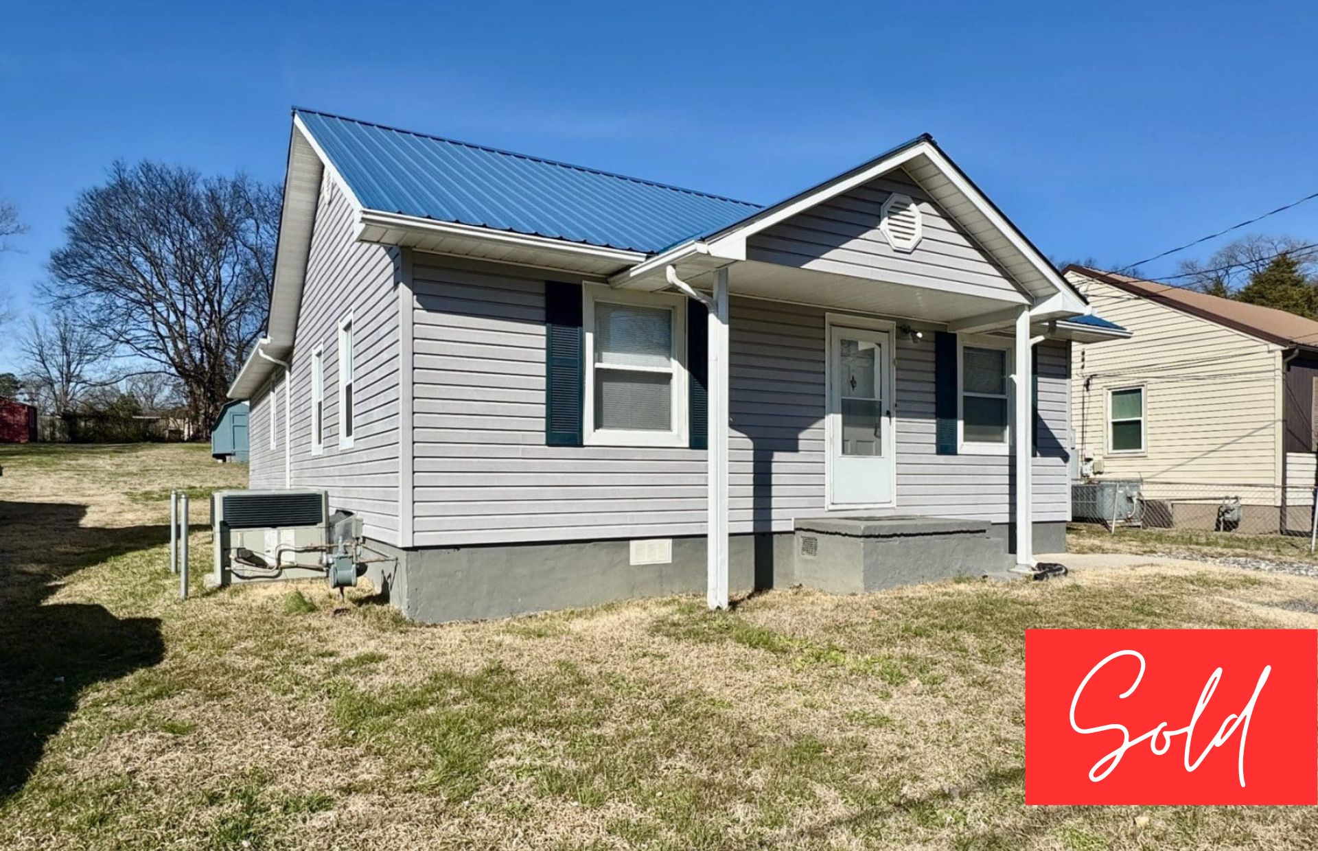 This image is by Powell Auction & Realty.