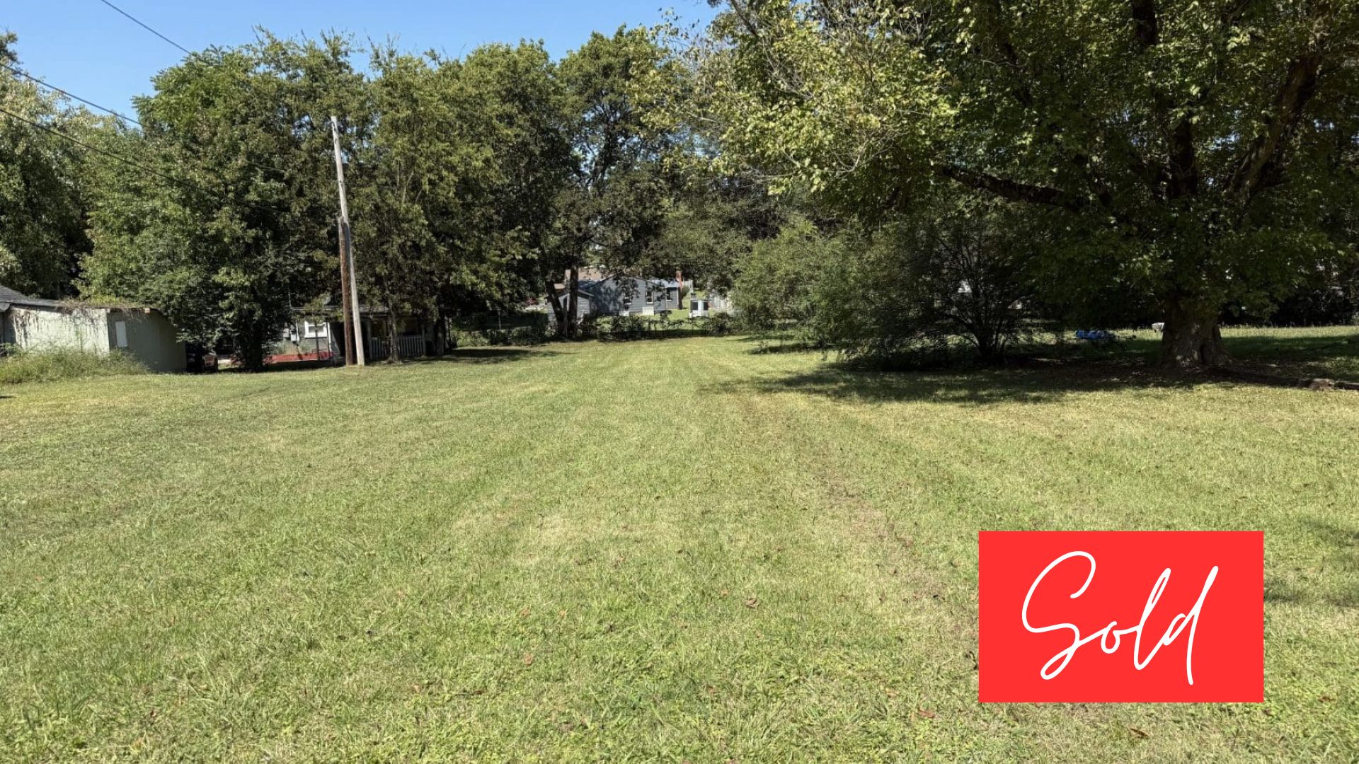 This image is by Powell Auction & Realty.